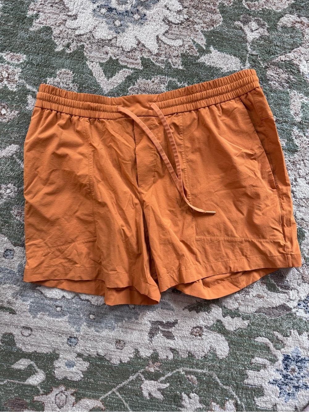 Men’s Lululemon Bowline Shorts - Orange